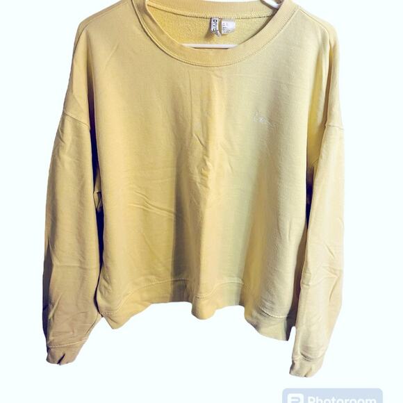 Oversized Pastel Yellow LOVE Crewneck Sweatshirt - Picture 3 of 6